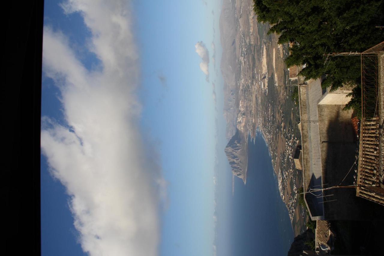 Edelweiss 2* Erice