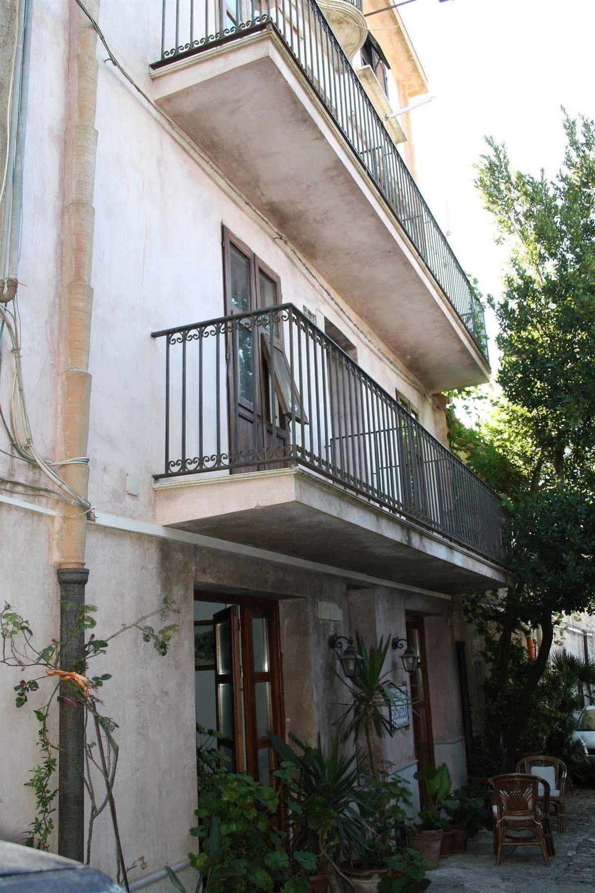 Apart-hotel Edelweiss